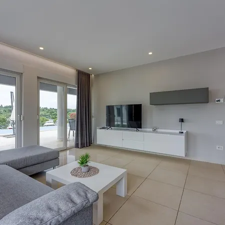 Apartman Elegant Panoramic Seaview