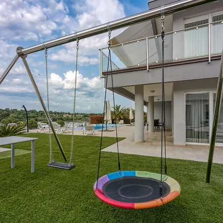 Apartament Elegant Panoramic Seaview Pula