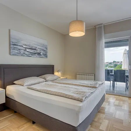 Elegant Panoramic Seaview Апартаменты