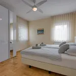 Elegant Panoramic Seaview Póla