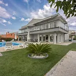 Apartman Elegant Panoramic Seaview