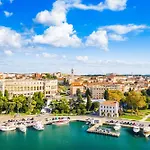 Elegant Panoramic Seaview Apartman