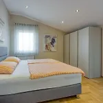 Elegant Panoramic Seaview Apartman Póla