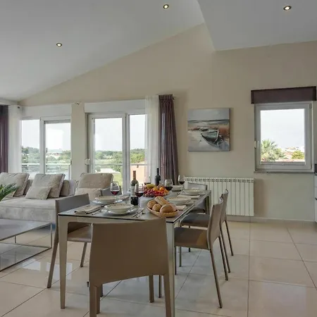 Apartman Elegant Panoramic Seaview