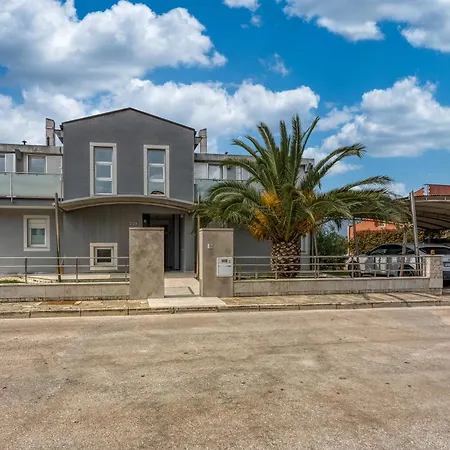Appartement Elegant Panoramic Seaview Pula